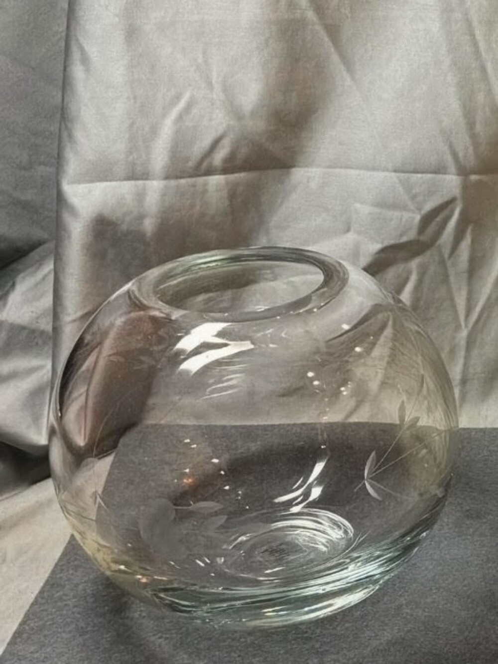 Princess House Clear Etched Glass Globe Vase